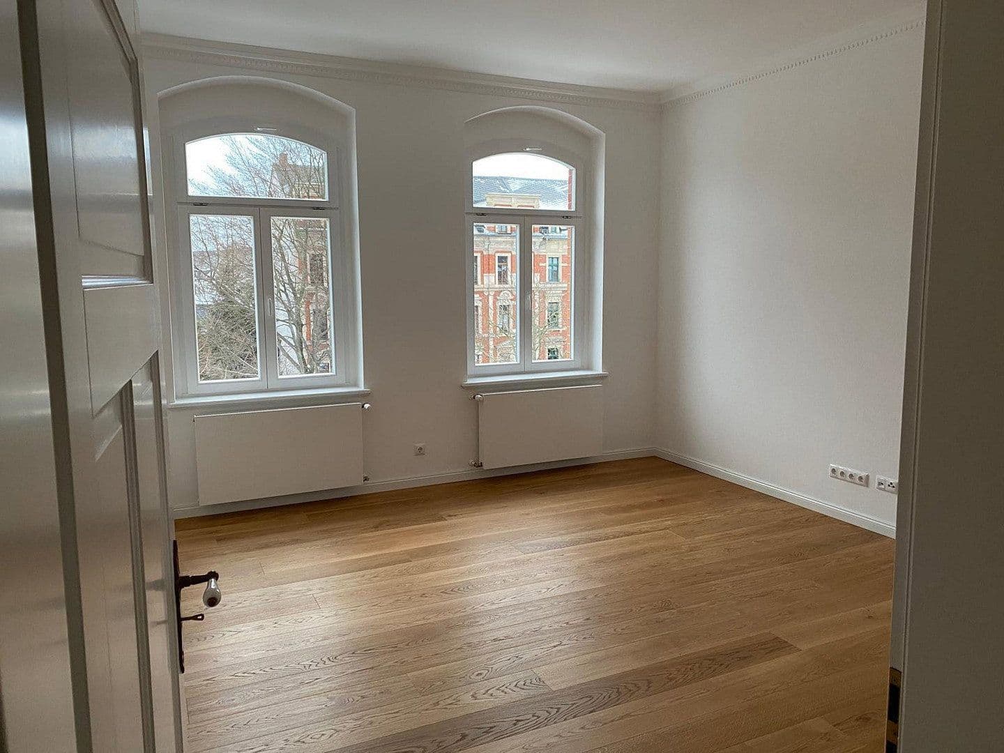 Prenájom bytu 4-izbový 112 m², Straße der Nationen, Chemnitz, Sasko Prenájom bytu 4-izbový 112 m², Straße der Nationen, Chemnitz, Sasko