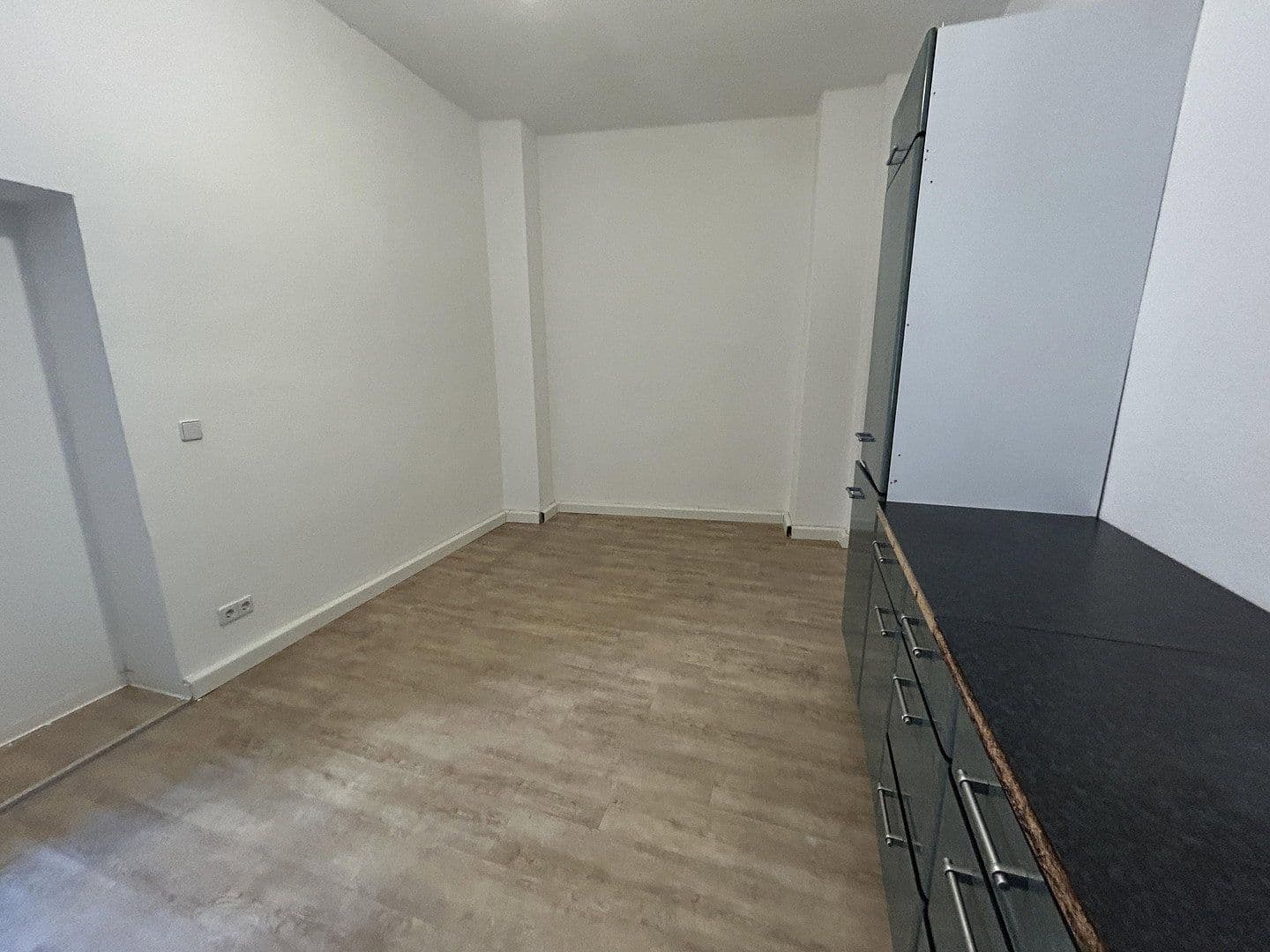 Prenájom bytu 3-izbový 96 m², Reilstraße 2, Halle, Sasko-Anhaltsko Prenájom bytu 3-izbový 96 m², Reilstraße 2, Halle, Sasko-Anhaltsko
