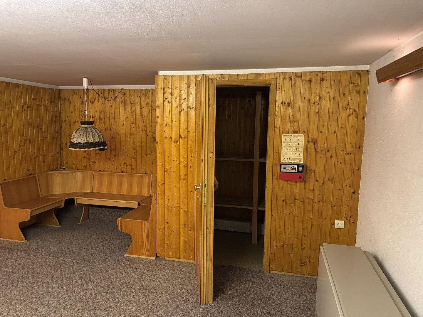 Predaj domu 279 m², pozemok 544 m², Am Schöt 19, Hameln, Dolné Sasko Predaj domu 279 m², pozemok 544 m², Am Schöt 19, Hameln, Dolné Sasko