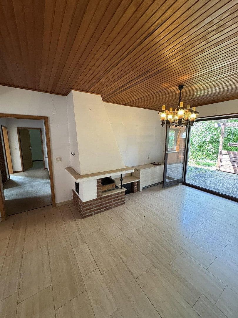 Predaj domu 279 m², pozemok 544 m², Am Schöt 19, Hameln, Dolné Sasko Predaj domu 279 m², pozemok 544 m², Am Schöt 19, Hameln, Dolné Sasko