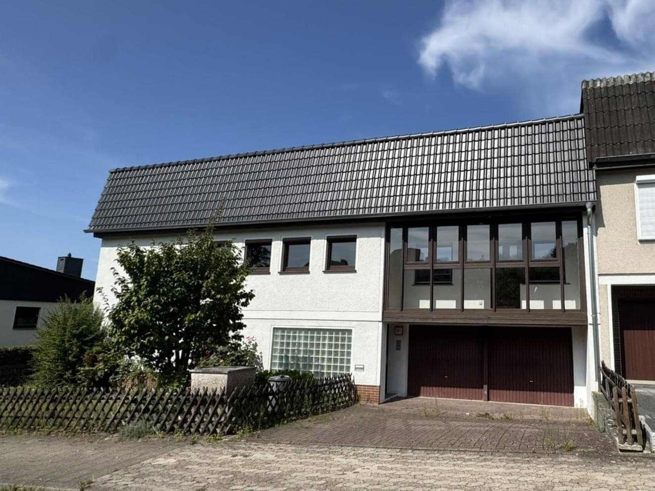 Predaj domu 279 m², pozemok 544 m², Am Schöt 19, Hameln, Dolné Sasko Predaj domu 279 m², pozemok 544 m², Am Schöt 19, Hameln, Dolné Sasko