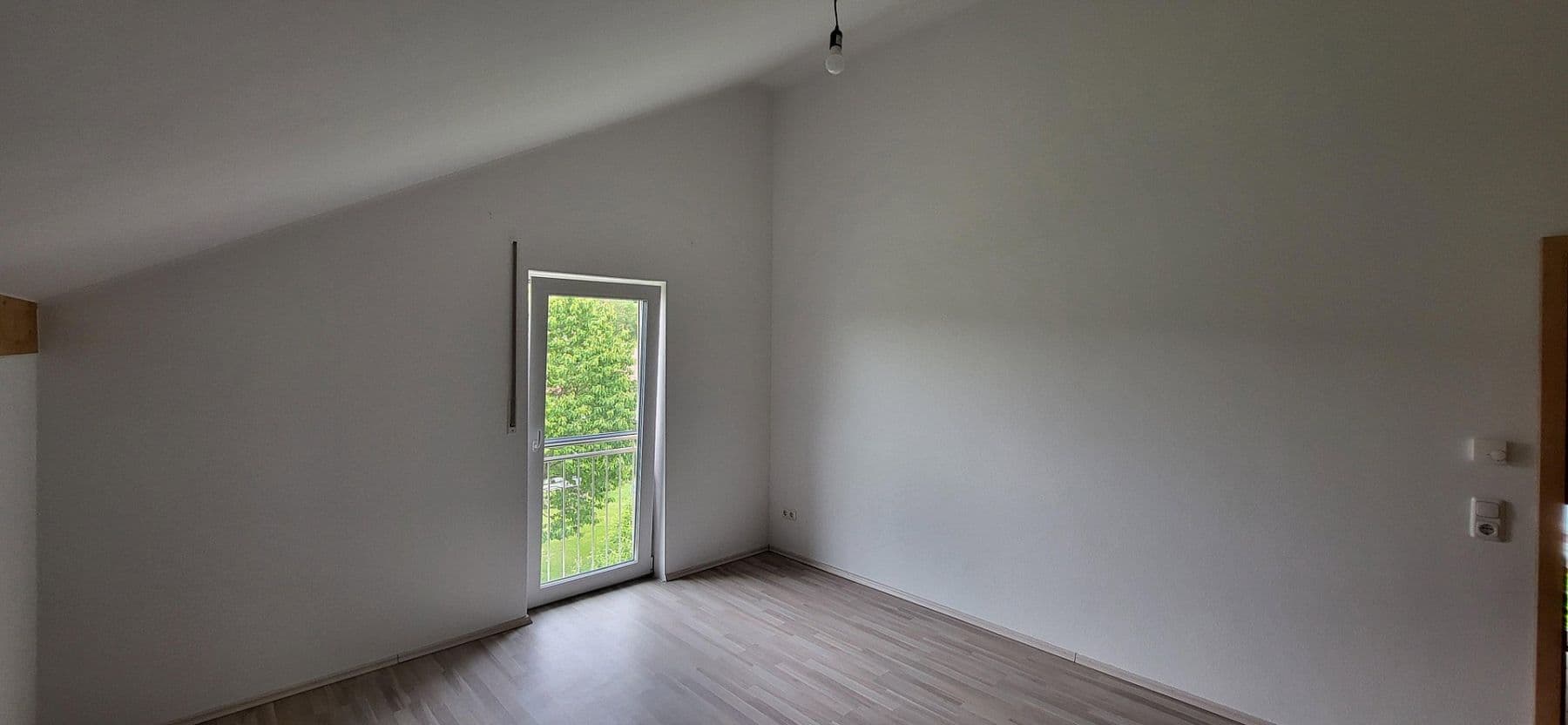Predaj domu 147 m², pozemok 575 m², Reitweg 7, Lindberg, Bavorsko Predaj domu 147 m², pozemok 575 m², Reitweg 7, Lindberg, Bavorsko