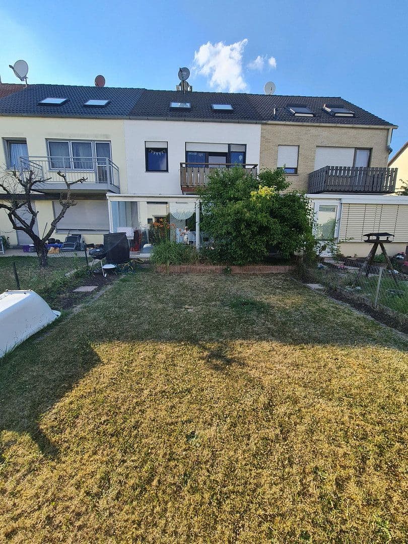 Predaj domu 121 m², pozemok 187 m², Hattersheim am Main, Hesensko Predaj domu 121 m², pozemok 187 m², Hattersheim am Main, Hesensko