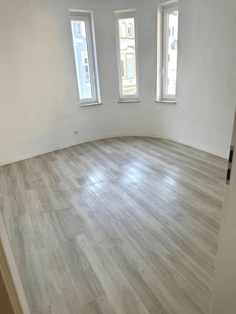 Prenájom bytu 4-izbový 95 m², Kyffhäuser Sr. 17, Mönchengladbach, Severné Porýnie - Westfálsko Prenájom bytu 4-izbový 95 m², Kyffhäuser Sr. 17, Mönchengladbach, Severné Porýnie - Westfálsko