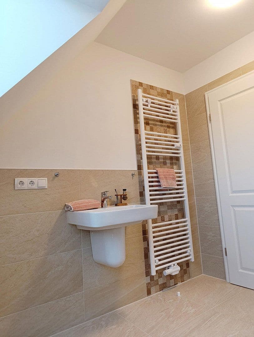 Prenájom bytu 2-izbový 36 m², Kiel, Šlezvicko-Holštajnsko Prenájom bytu 2-izbový 36 m², Kiel, Šlezvicko-Holštajnsko