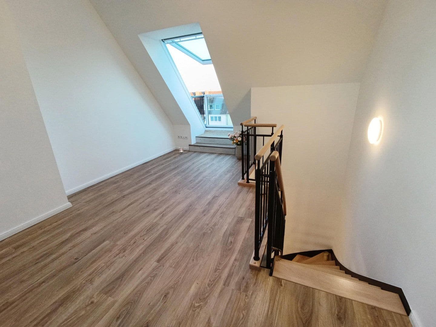 Prenájom bytu 2-izbový 36 m², Kiel, Šlezvicko-Holštajnsko Prenájom bytu 2-izbový 36 m², Kiel, Šlezvicko-Holštajnsko