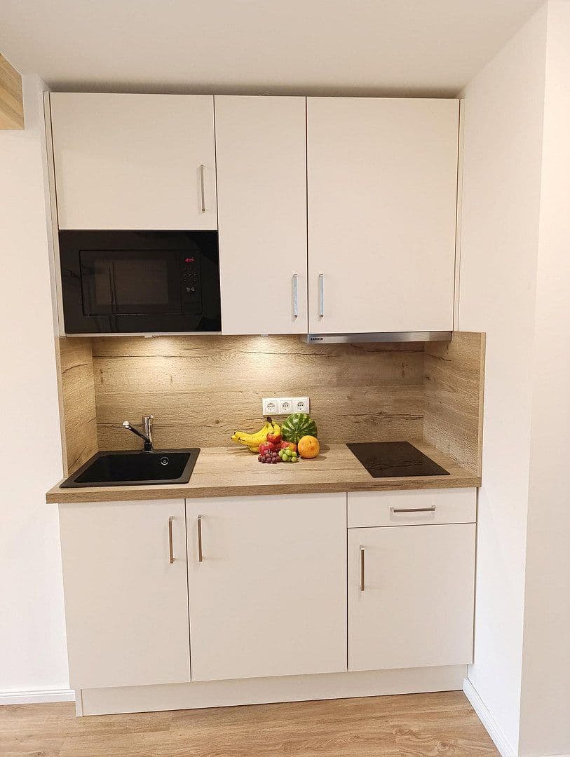 Prenájom bytu 2-izbový 36 m², Kiel, Šlezvicko-Holštajnsko Prenájom bytu 2-izbový 36 m², Kiel, Šlezvicko-Holštajnsko