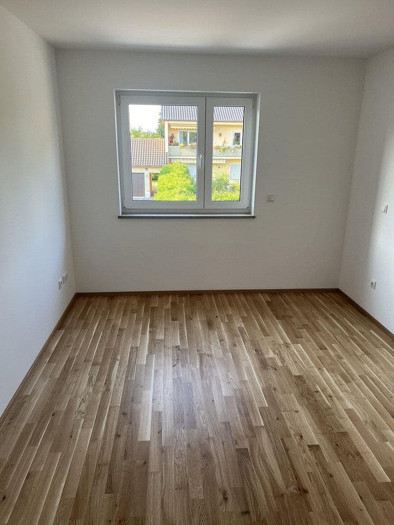 Prenájom bytu 3-izbový 82 m², Moosburg an der Isar, Bavorsko Prenájom bytu 3-izbový 82 m², Moosburg an der Isar, Bavorsko