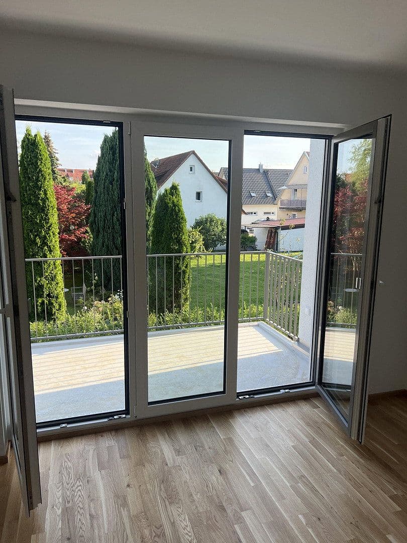 Prenájom bytu 3-izbový 82 m², Moosburg an der Isar, Bavorsko Prenájom bytu 3-izbový 82 m², Moosburg an der Isar, Bavorsko