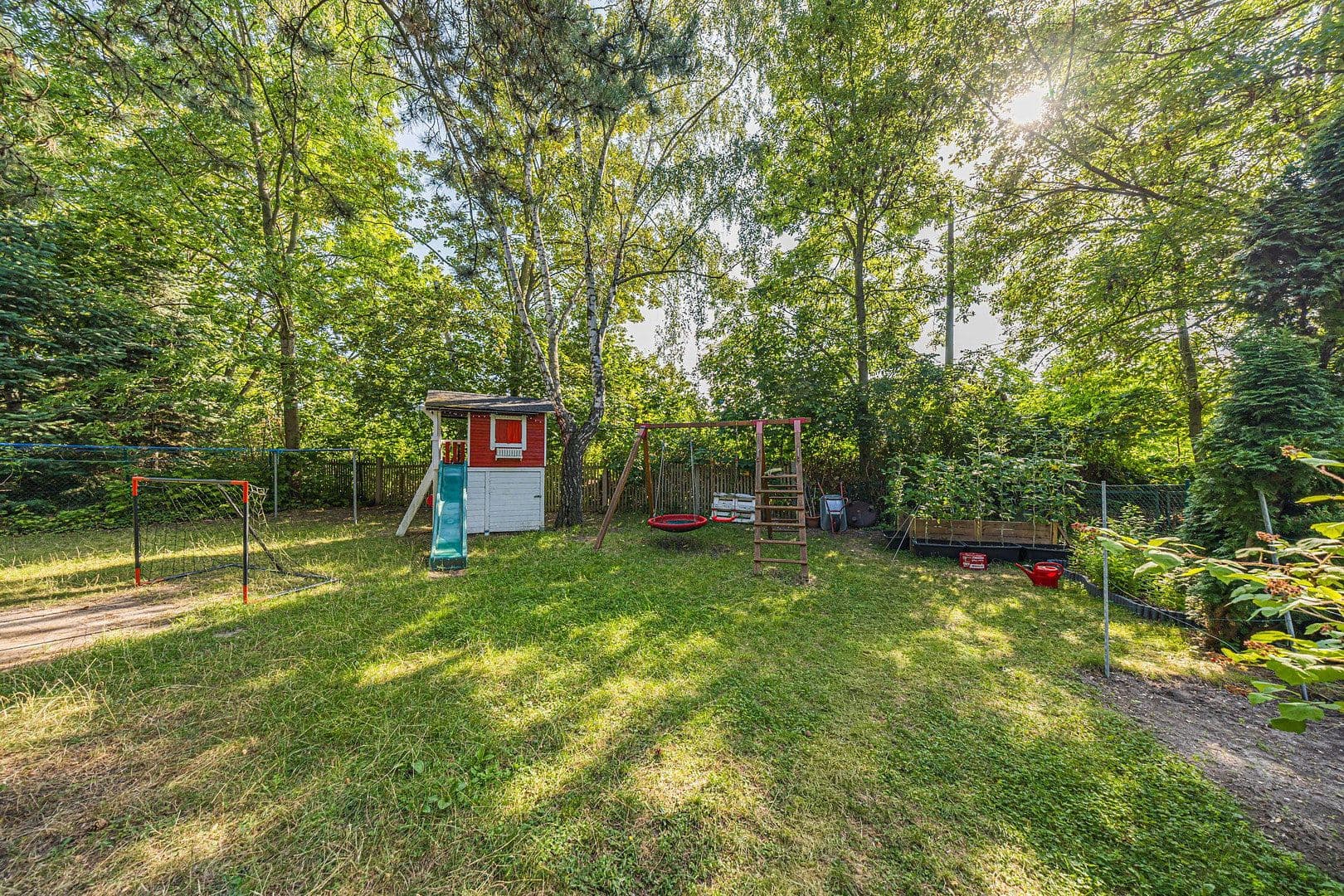 Predaj bytu 2-izbový 57 m², Leipzig, Sasko Predaj bytu 2-izbový 57 m², Leipzig, Sasko