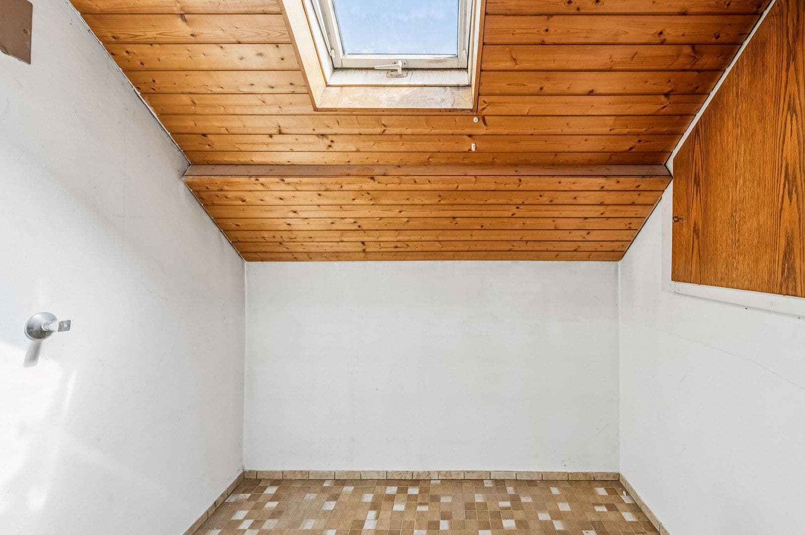 Predaj domu 139 m², pozemok 269 m², Leinfelden-Echterdingen, Bádensko-Wurttembersko Predaj domu 139 m², pozemok 269 m², Leinfelden-Echterdingen, Bádensko-Wurttembersko
