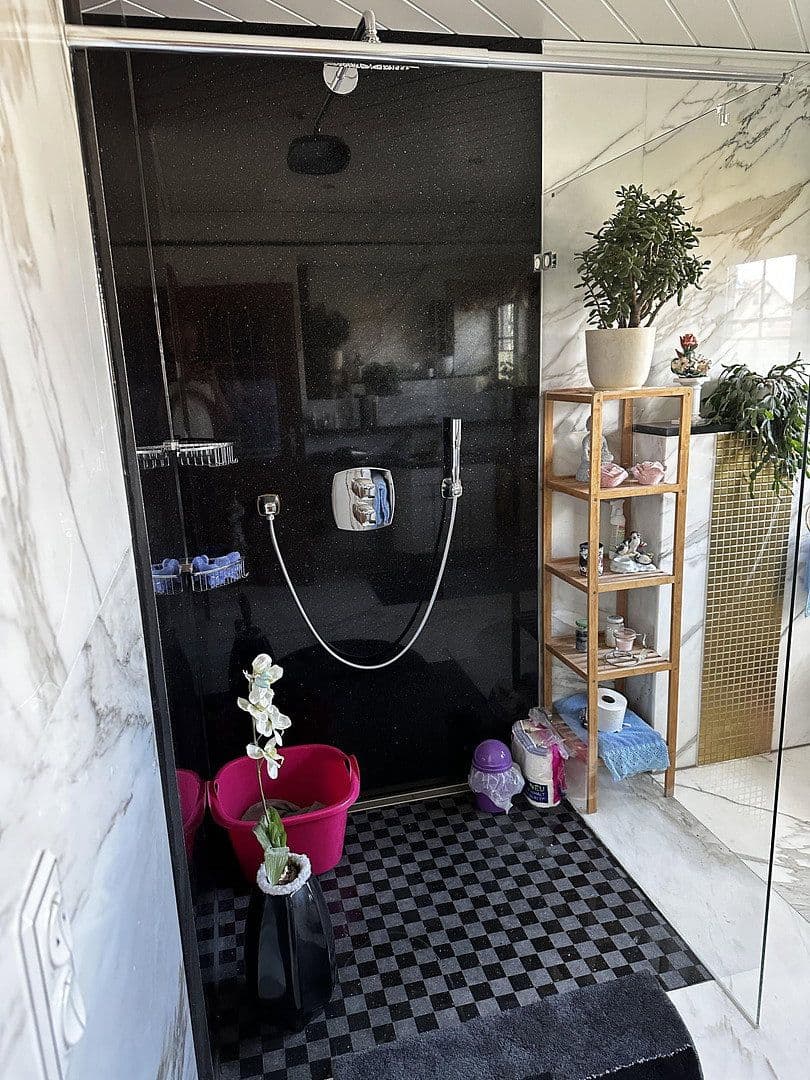 Predaj domu 193 m², pozemok 1.307 m², Kollau 18, Thallwitz, Sasko Predaj domu 193 m², pozemok 1.307 m², Kollau 18, Thallwitz, Sasko