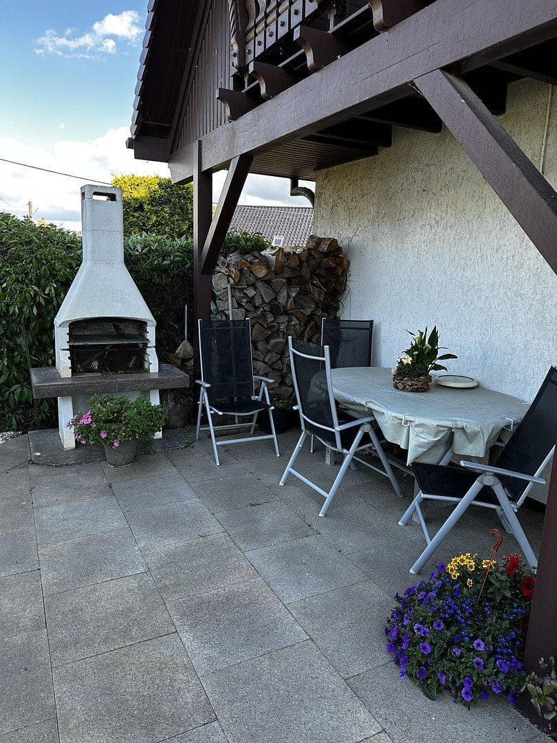 Predaj domu 193 m², pozemok 1.307 m², Kollau 18, Thallwitz, Sasko Predaj domu 193 m², pozemok 1.307 m², Kollau 18, Thallwitz, Sasko