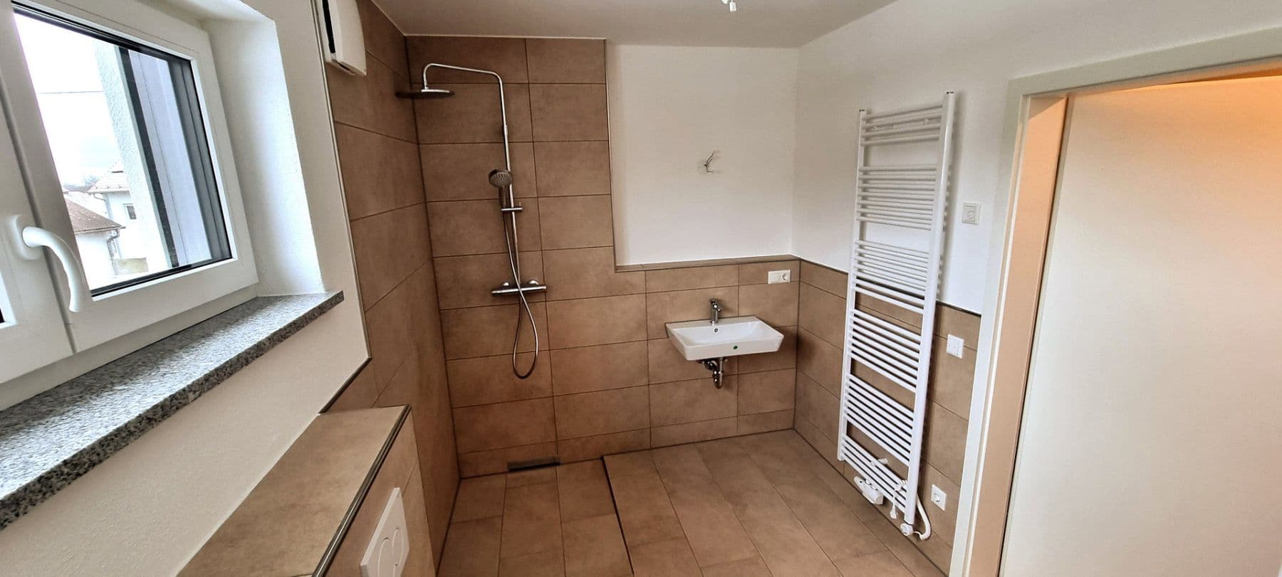 Predaj bytu 3-izbový 93 m², Hinter den Gärten 4, Offingen, Bavorsko Predaj bytu 3-izbový 93 m², Hinter den Gärten 4, Offingen, Bavorsko