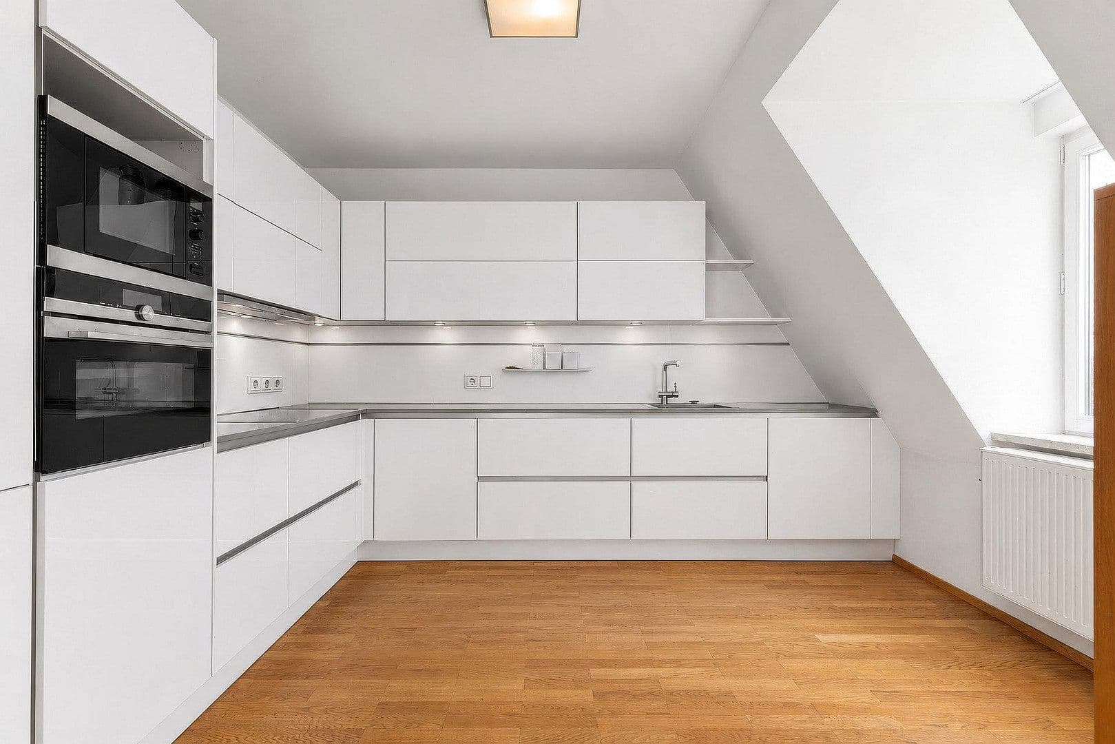 Predaj bytu 6-izbový 187 m², Mindelheim, Bavorsko Predaj bytu 6-izbový 187 m², Mindelheim, Bavorsko