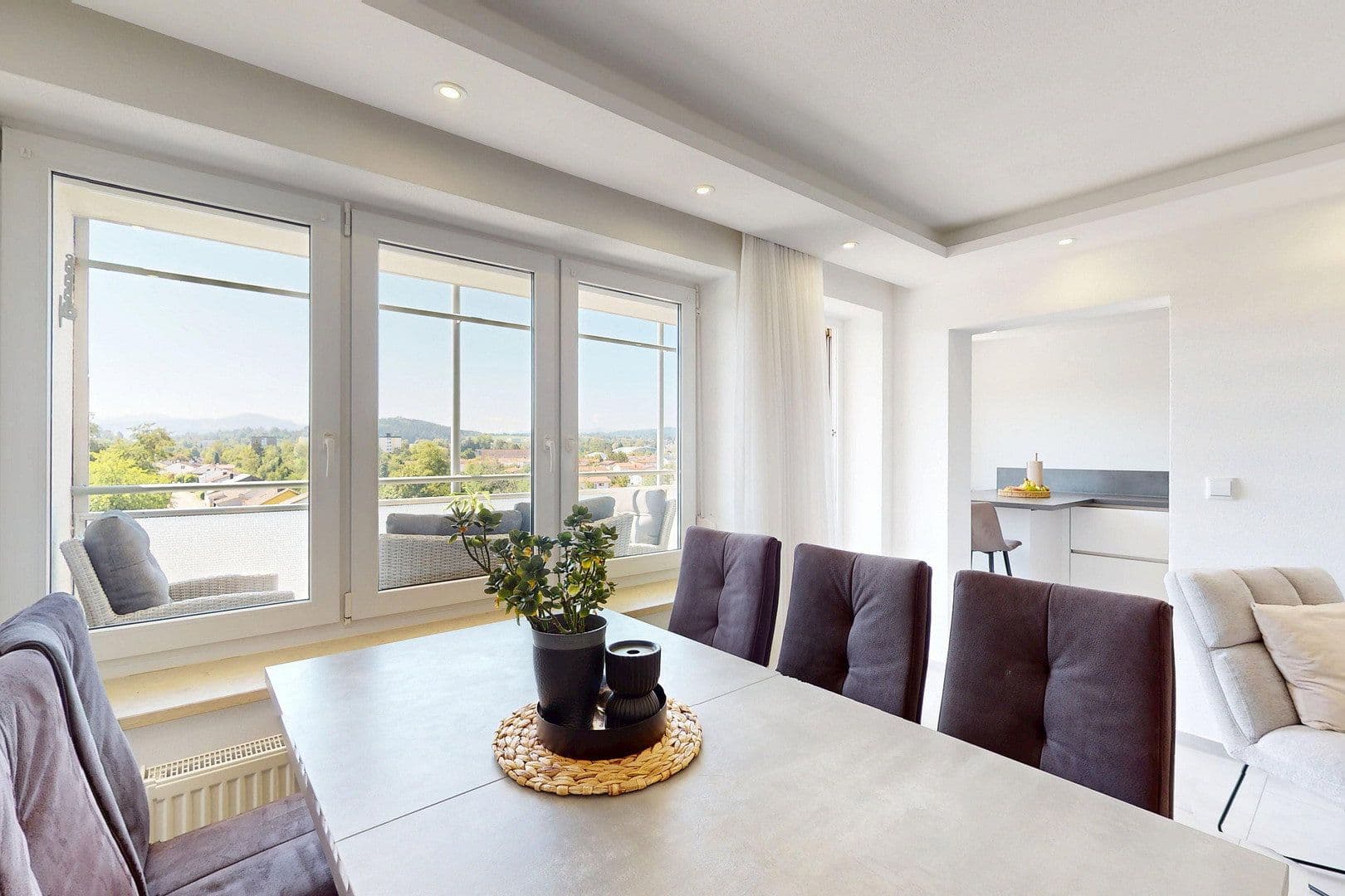 Predaj bytu 4-izbový 102 m², Am Göhlenbach 101, Kempten (Allgäu), Bavorsko Predaj bytu 4-izbový 102 m², Am Göhlenbach 101, Kempten (Allgäu), Bavorsko