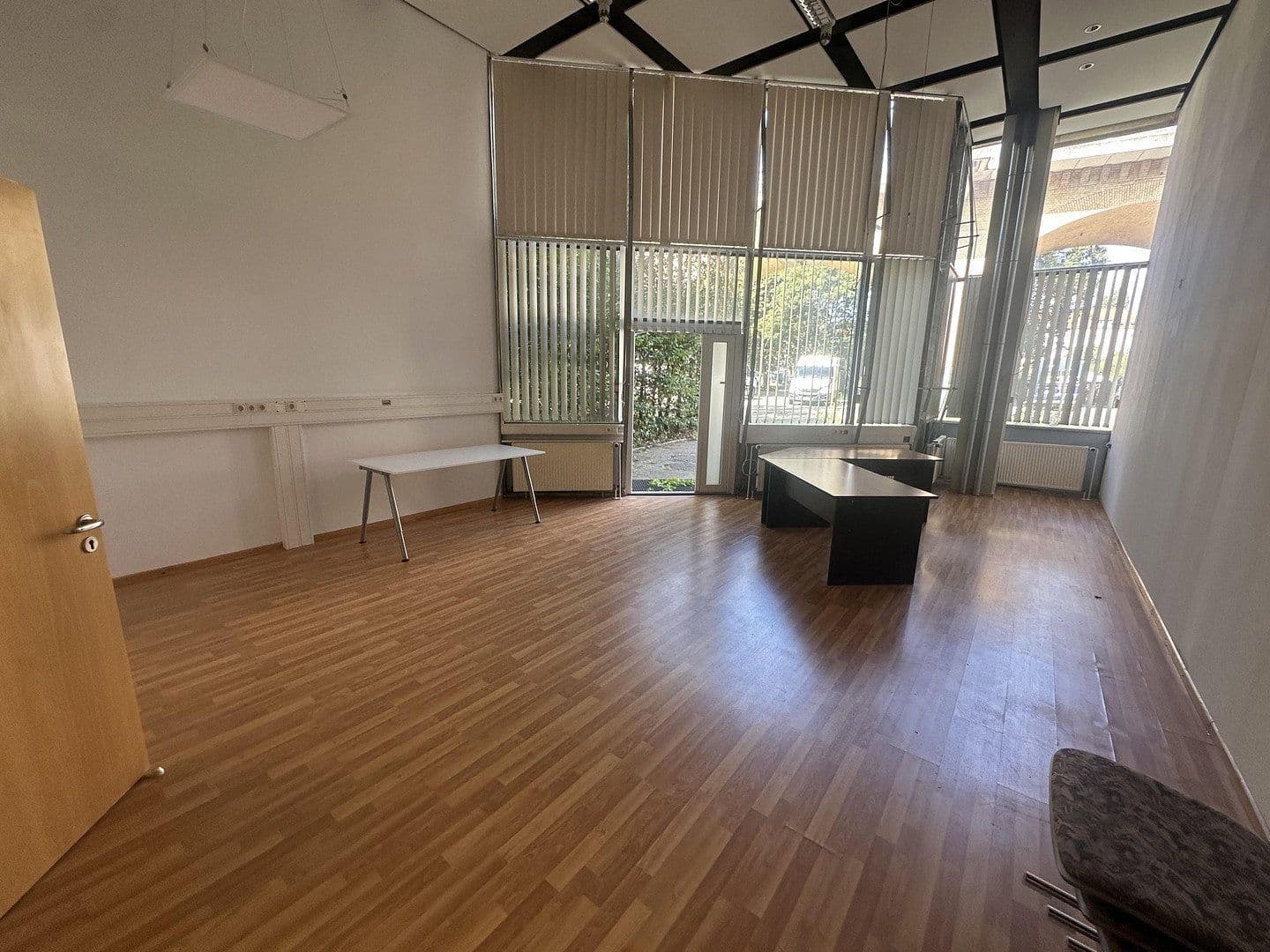Prenájom nebytového priestoru 86 m², Georg-Schumann-Straße 294, Leipzig, Sasko Prenájom nebytového priestoru 86 m², Georg-Schumann-Straße 294, Leipzig, Sasko