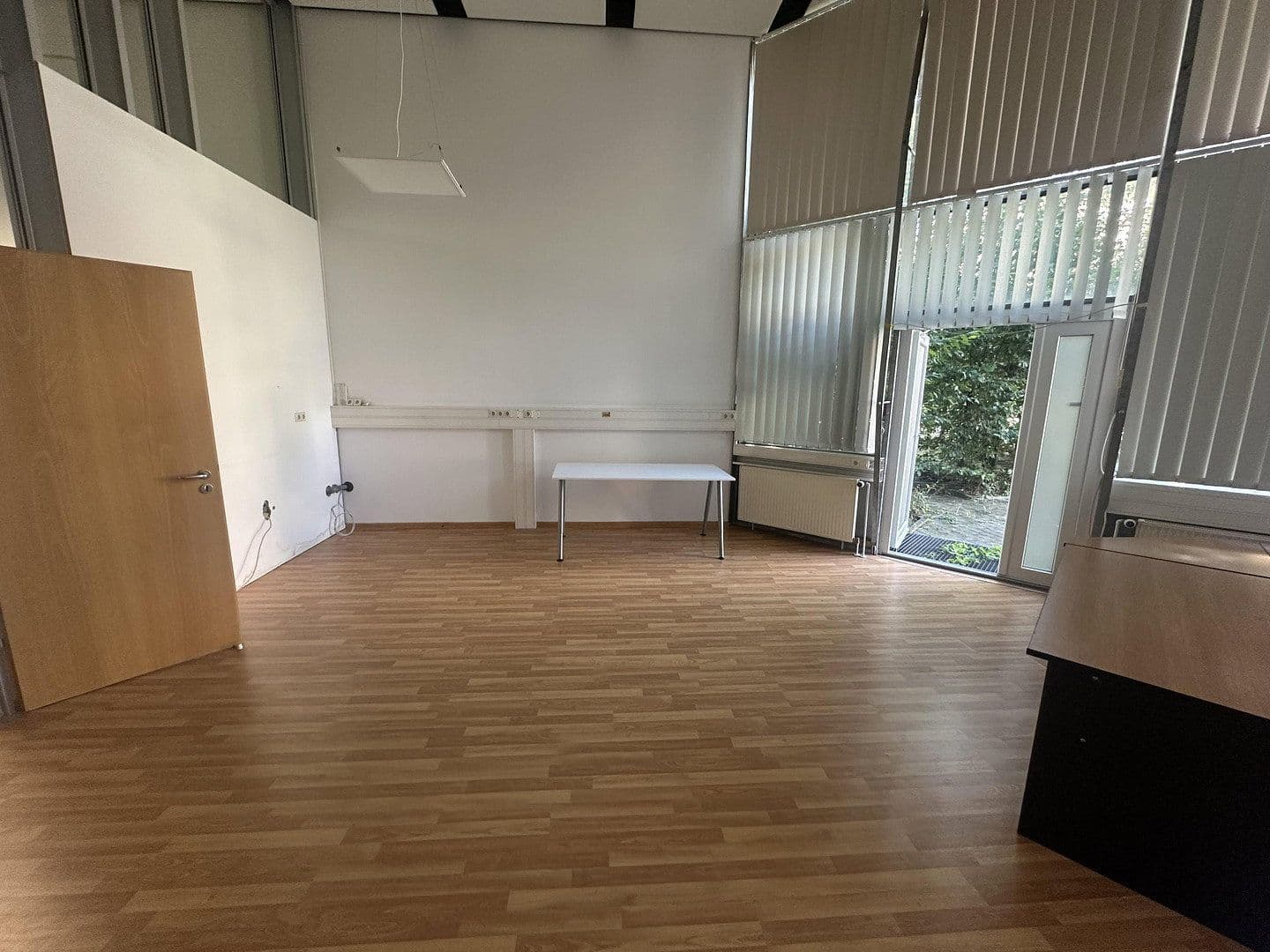Prenájom nebytového priestoru 86 m², Georg-Schumann-Straße 294, Leipzig, Sasko Prenájom nebytového priestoru 86 m², Georg-Schumann-Straße 294, Leipzig, Sasko