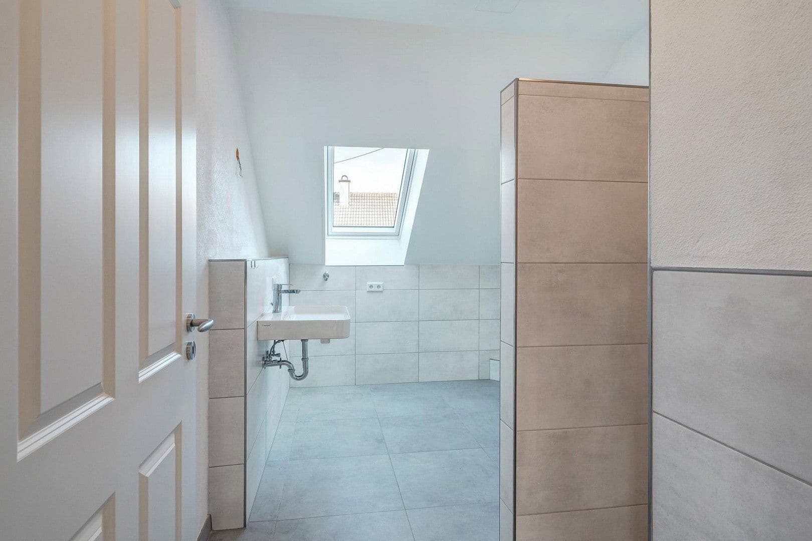 Prenájom bytu 2-izbový 73 m², Mühlbachstraße 15, Dirlewang, Bavorsko Prenájom bytu 2-izbový 73 m², Mühlbachstraße 15, Dirlewang, Bavorsko