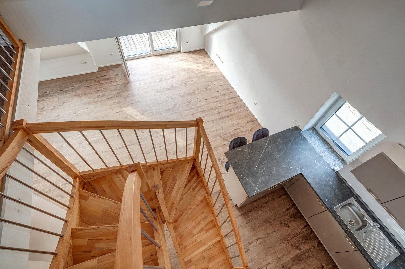 Prenájom bytu 2-izbový 73 m², Mühlbachstraße 15, Dirlewang, Bavorsko Prenájom bytu 2-izbový 73 m², Mühlbachstraße 15, Dirlewang, Bavorsko