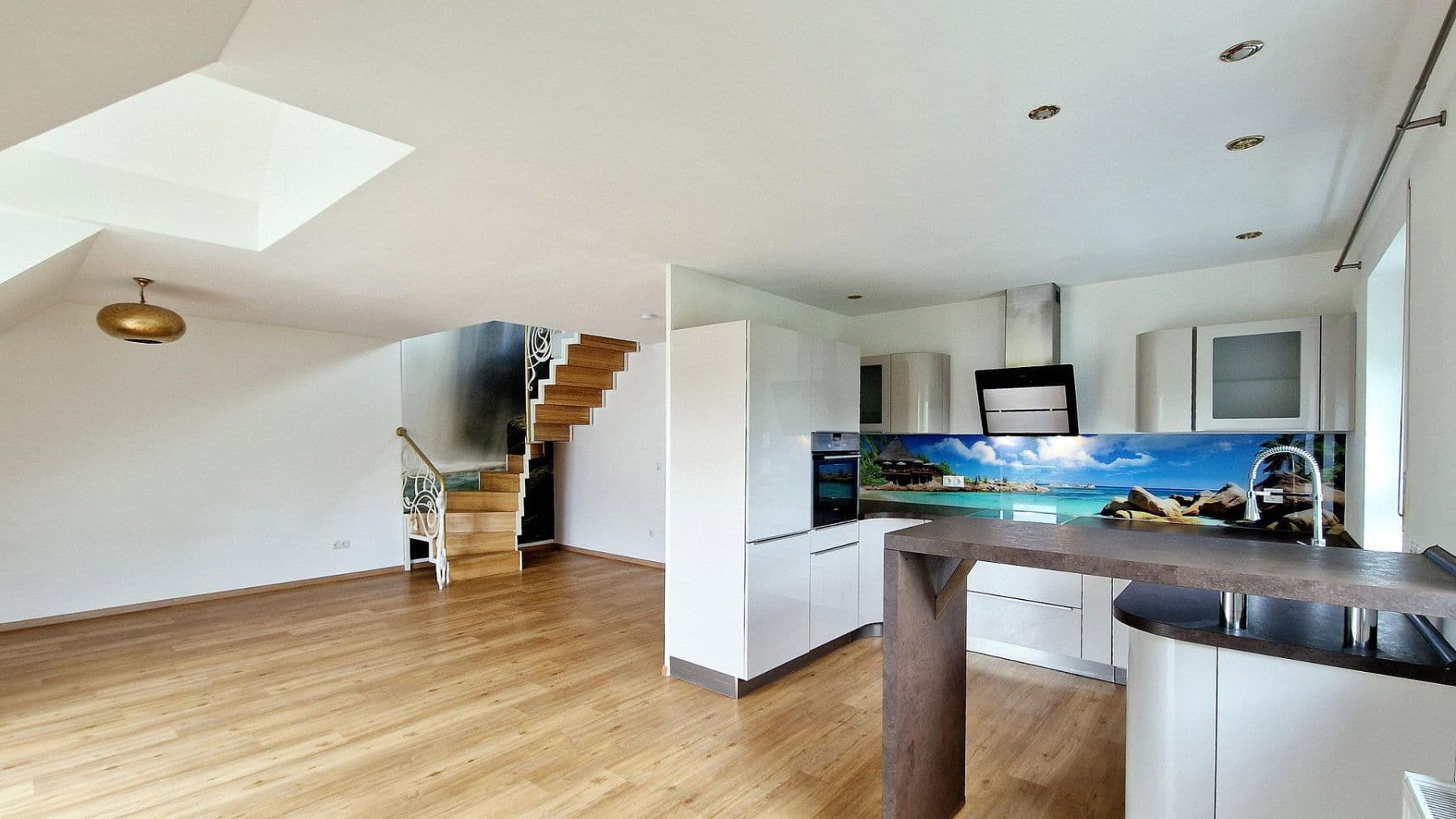 Predaj bytu 4-izbový 123 m², Hirschaid, Bavorsko Predaj bytu 4-izbový 123 m², Hirschaid, Bavorsko