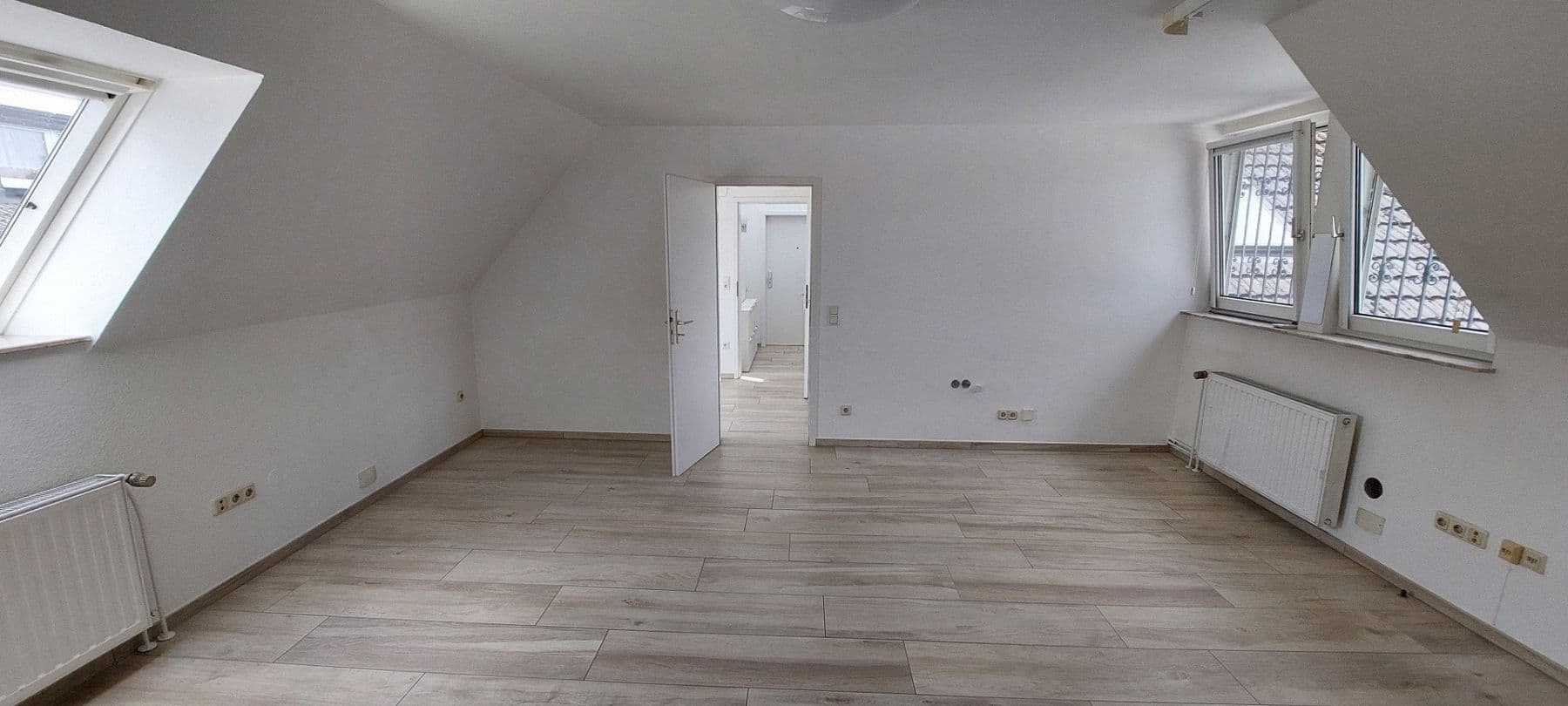 Prenájom bytu 1-izbový 36 m², Ratingen, Severné Porýnie - Westfálsko Prenájom bytu 1-izbový 36 m², Ratingen, Severné Porýnie - Westfálsko