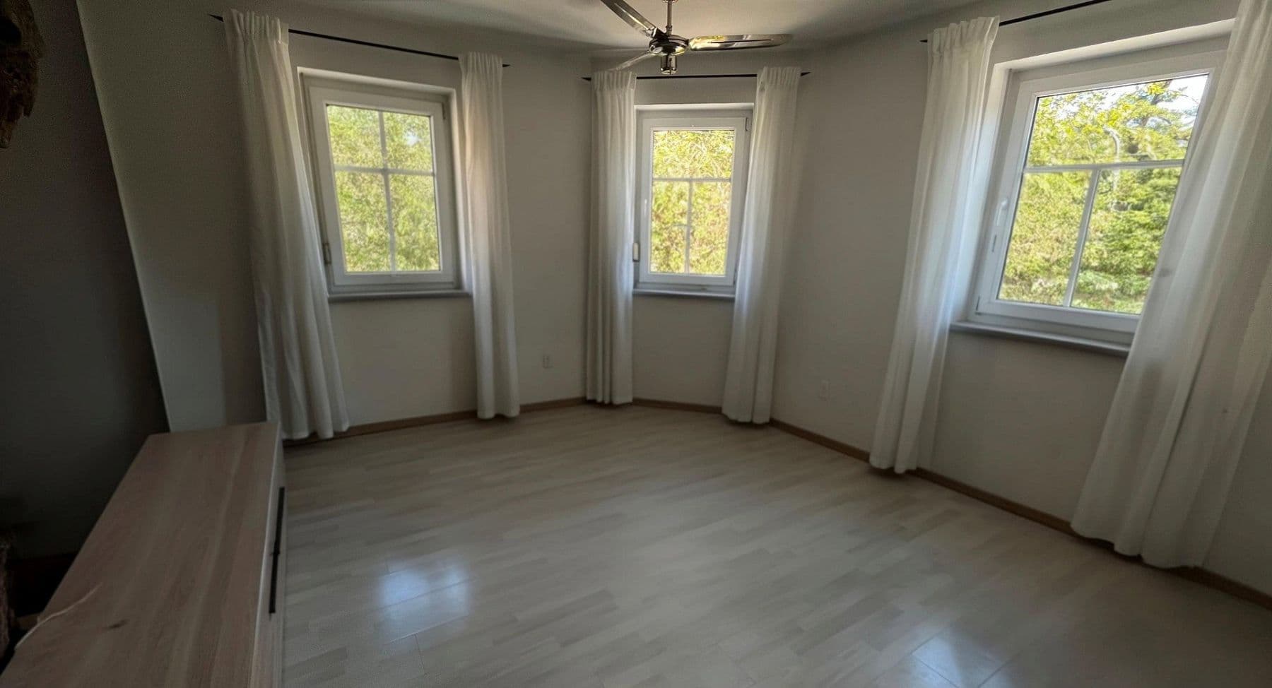 Predaj domu 342 m², pozemok 485 m², Wasserstraße 20, Radeberg, Sasko Predaj domu 342 m², pozemok 485 m², Wasserstraße 20, Radeberg, Sasko
