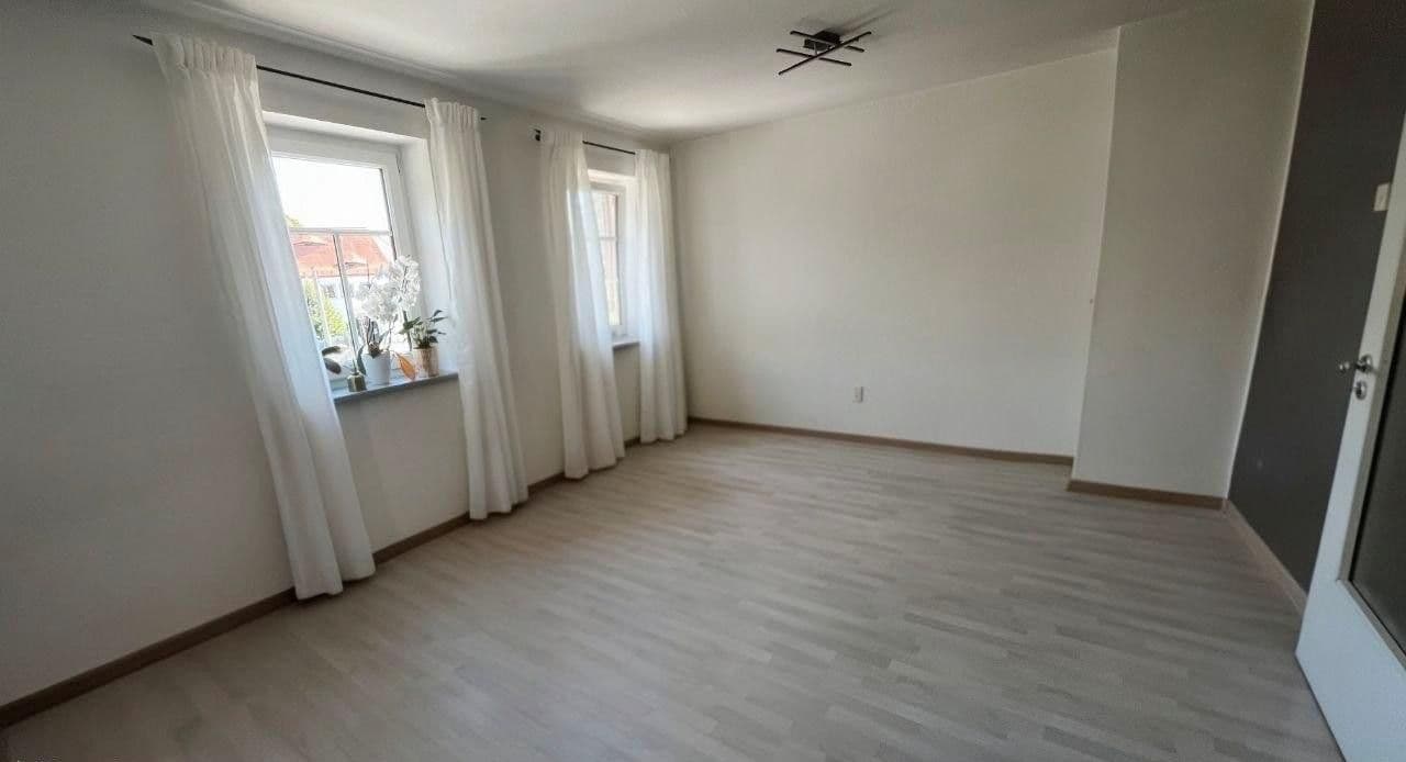 Predaj domu 342 m², pozemok 485 m², Wasserstraße 20, Radeberg, Sasko Predaj domu 342 m², pozemok 485 m², Wasserstraße 20, Radeberg, Sasko