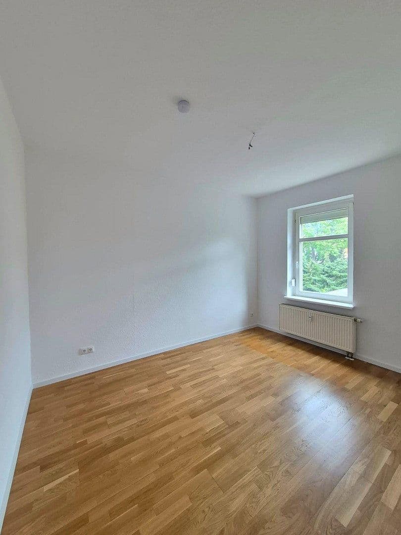Prenájom bytu 3-izbový 75 m², Lomlerstraße 14, Zwenkau, Sasko Prenájom bytu 3-izbový 75 m², Lomlerstraße 14, Zwenkau, Sasko