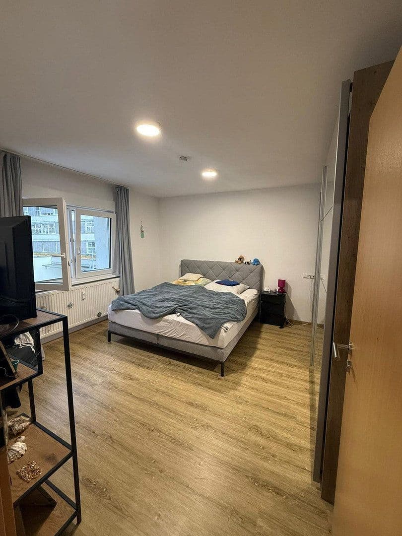 Prenájom bytu 3-izbový 68 m², Elisabethenstr. 4, Ulm, Bádensko-Wurttembersko Prenájom bytu 3-izbový 68 m², Elisabethenstr. 4, Ulm, Bádensko-Wurttembersko