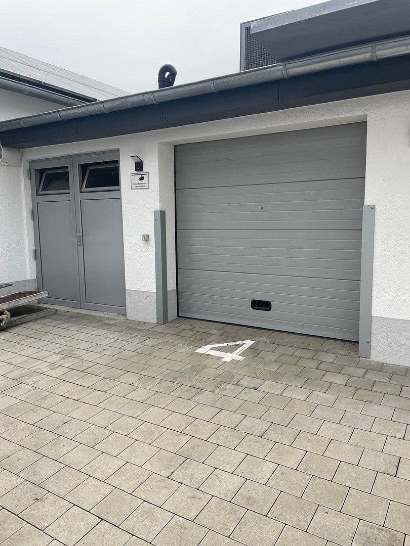 Prenájom bytu 3-izbový 77 m², Elisabethenstr. 4, Ulm, Bádensko-Wurttembersko Prenájom bytu 3-izbový 77 m², Elisabethenstr. 4, Ulm, Bádensko-Wurttembersko