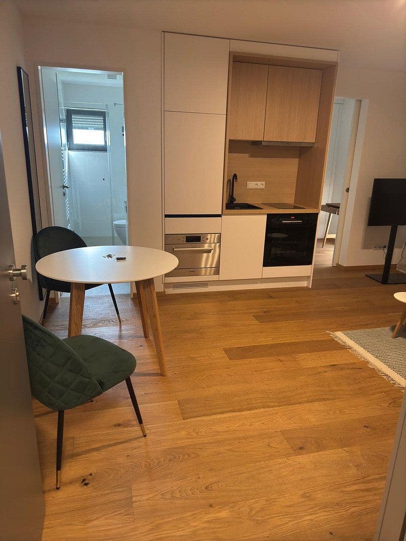 Prenájom bytu 2-izbový 34 m², Kiefernstrasse 25, München, Bavorsko Prenájom bytu 2-izbový 34 m², Kiefernstrasse 25, München, Bavorsko