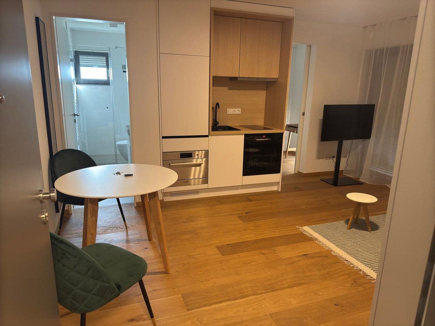Prenájom bytu 2-izbový 34 m², Kiefernstrasse 25, München, Bavorsko Prenájom bytu 2-izbový 34 m², Kiefernstrasse 25, München, Bavorsko