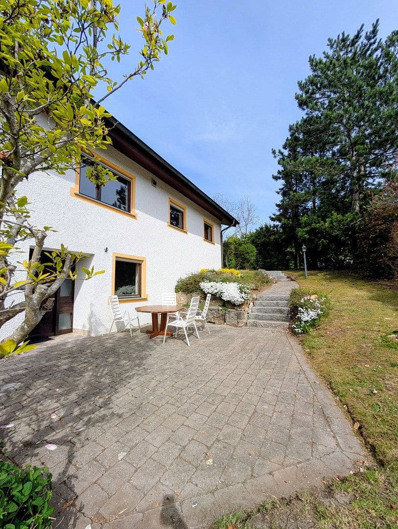 Prenájom domu 250 m², pozemok 1.275 m², Geißbühl 8, Bad Überkingen, Bádensko-Wurttembersko Prenájom domu 250 m², pozemok 1.275 m², Geißbühl 8, Bad Überkingen, Bádensko-Wurttembersko