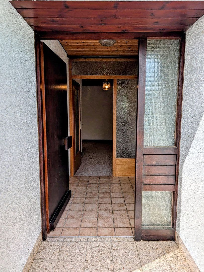 Prenájom domu 250 m², pozemok 1.275 m², Geißbühl 8, Bad Überkingen, Bádensko-Wurttembersko Prenájom domu 250 m², pozemok 1.275 m², Geißbühl 8, Bad Überkingen, Bádensko-Wurttembersko