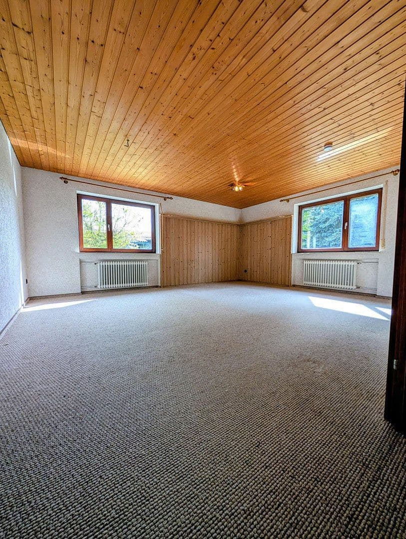 Prenájom domu 250 m², pozemok 1.275 m², Geißbühl 8, Bad Überkingen, Bádensko-Wurttembersko Prenájom domu 250 m², pozemok 1.275 m², Geißbühl 8, Bad Überkingen, Bádensko-Wurttembersko