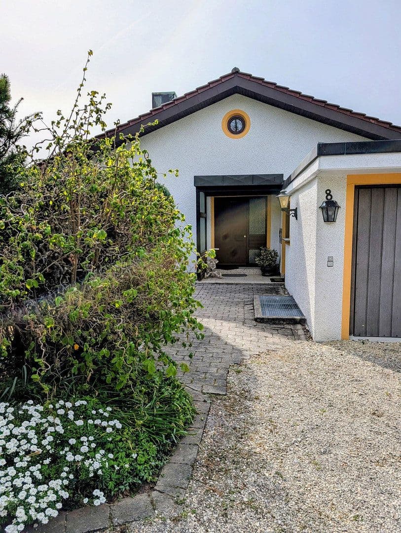 Prenájom domu 250 m², pozemok 1.275 m², Geißbühl 8, Bad Überkingen, Bádensko-Wurttembersko Prenájom domu 250 m², pozemok 1.275 m², Geißbühl 8, Bad Überkingen, Bádensko-Wurttembersko