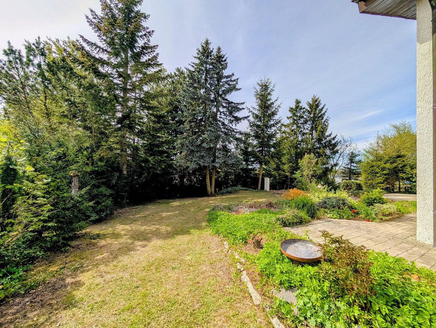 Prenájom domu 250 m², pozemok 1.275 m², Geißbühl 8, Bad Überkingen, Bádensko-Wurttembersko Prenájom domu 250 m², pozemok 1.275 m², Geißbühl 8, Bad Überkingen, Bádensko-Wurttembersko
