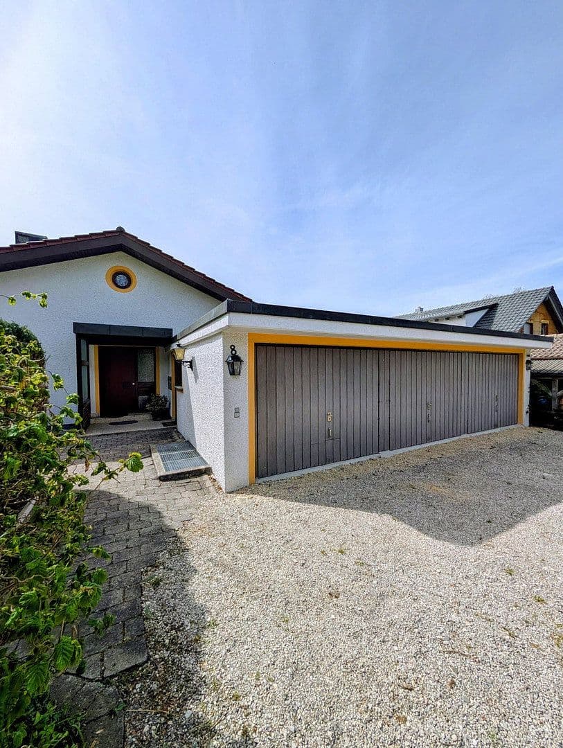 Prenájom domu 250 m², pozemok 1.275 m², Geißbühl 8, Bad Überkingen, Bádensko-Wurttembersko Prenájom domu 250 m², pozemok 1.275 m², Geißbühl 8, Bad Überkingen, Bádensko-Wurttembersko