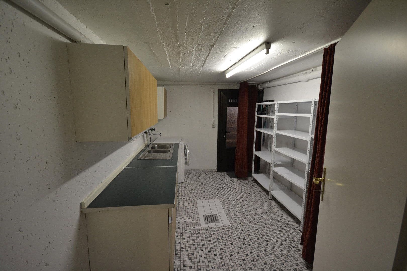 Predaj domu 110 m², pozemok 254 m², Leverkusen, Severné Porýnie - Westfálsko Predaj domu 110 m², pozemok 254 m², Leverkusen, Severné Porýnie - Westfálsko
