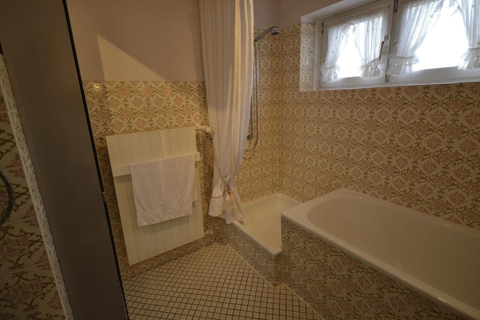 Predaj domu 110 m², pozemok 254 m², Leverkusen, Severné Porýnie - Westfálsko Predaj domu 110 m², pozemok 254 m², Leverkusen, Severné Porýnie - Westfálsko