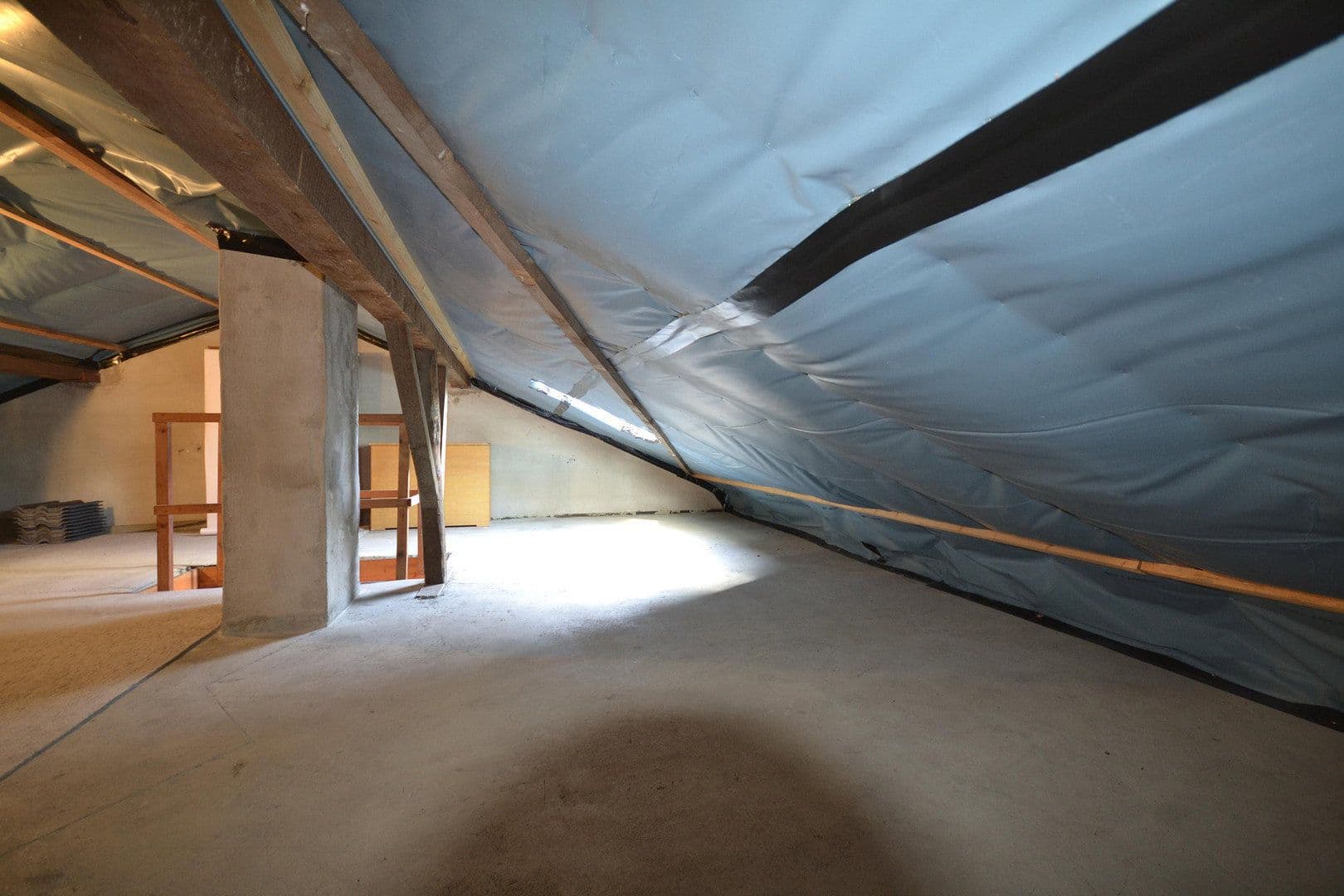 Predaj domu 110 m², pozemok 254 m², Leverkusen, Severné Porýnie - Westfálsko Predaj domu 110 m², pozemok 254 m², Leverkusen, Severné Porýnie - Westfálsko