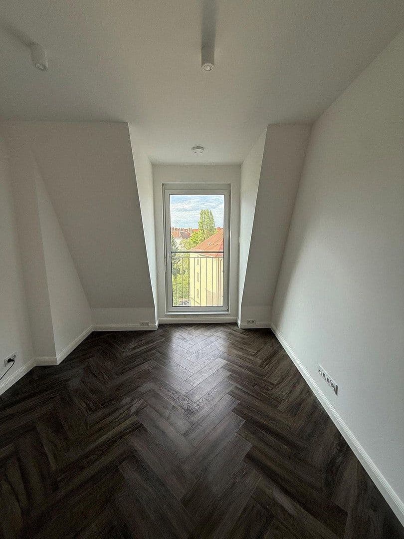 Prenájom bytu 3-izbový 108 m², Külzer Straße 2, Berlin, Berlín Prenájom bytu 3-izbový 108 m², Külzer Straße 2, Berlin, Berlín