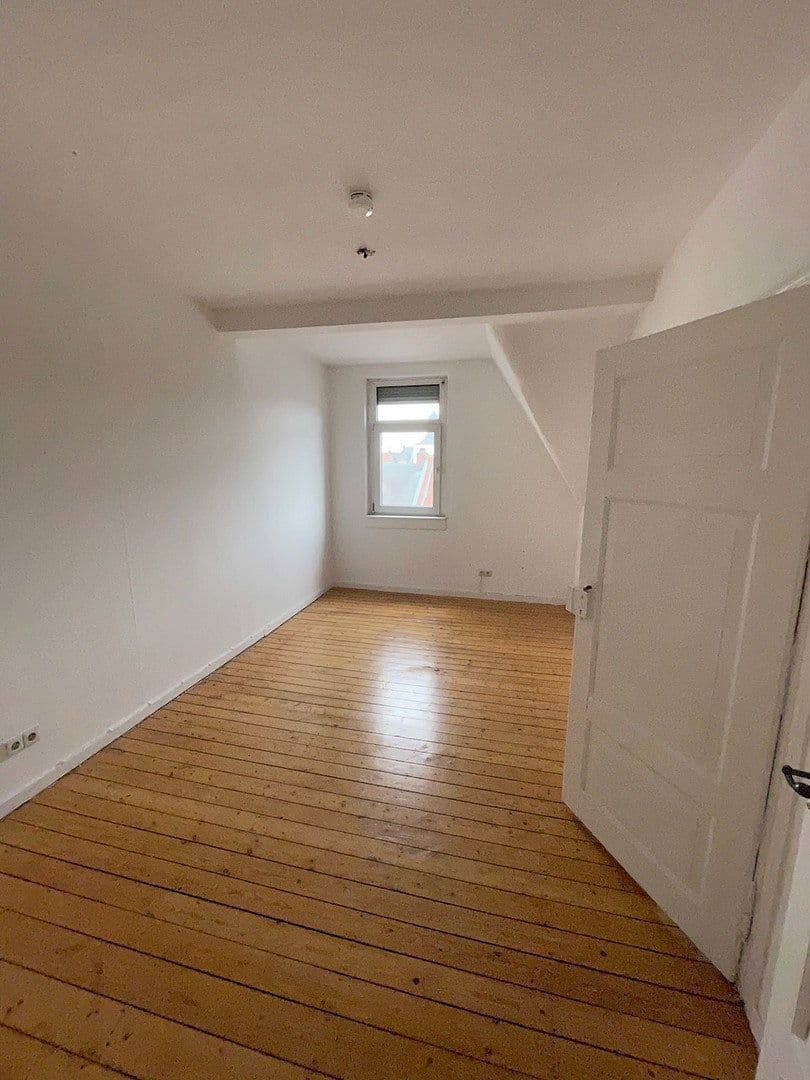 Prenájom bytu 2-izbový 43 m², Offenbach am Main, Hesensko Prenájom bytu 2-izbový 43 m², Offenbach am Main, Hesensko