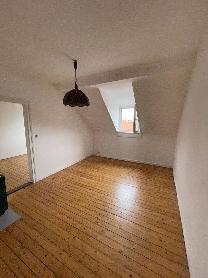 Prenájom bytu 2-izbový 43 m², Offenbach am Main, Hesensko Prenájom bytu 2-izbový 43 m², Offenbach am Main, Hesensko
