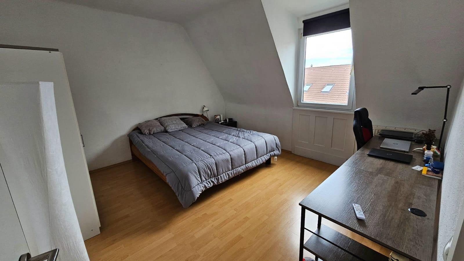 Prenájom bytu 2-izbový 61 m², Stuttgart, Bádensko-Wurttembersko Prenájom bytu 2-izbový 61 m², Stuttgart, Bádensko-Wurttembersko