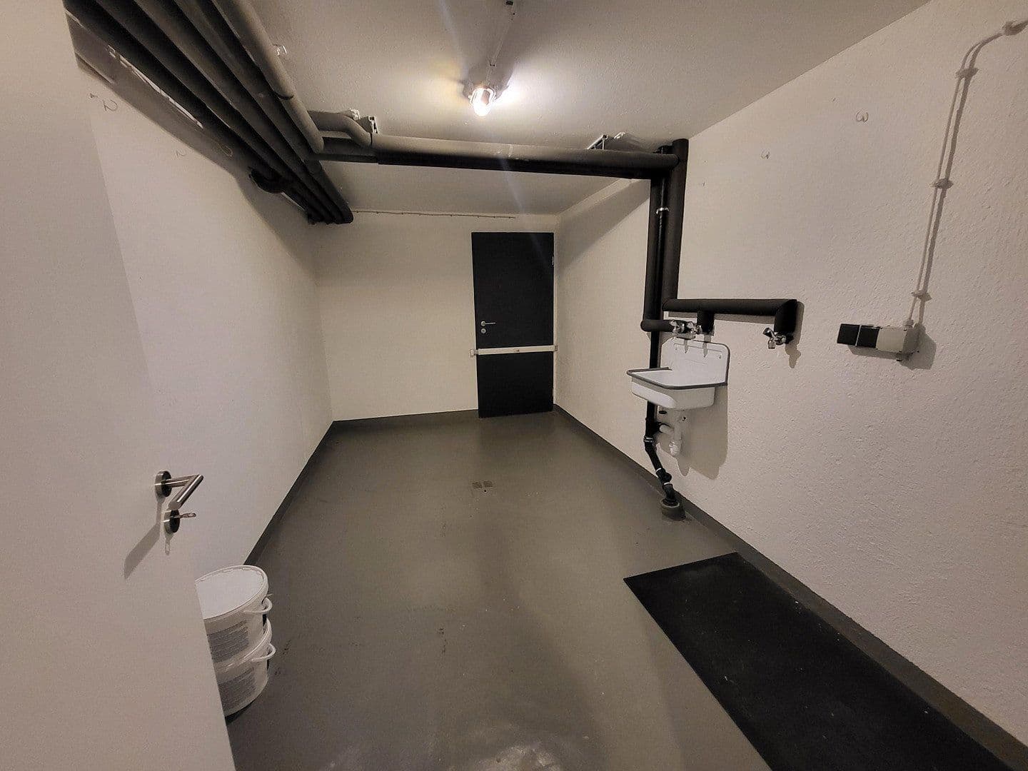 Predaj domu 170 m², pozemok 240 m², Schwalbach am Taunus, Hesensko Predaj domu 170 m², pozemok 240 m², Schwalbach am Taunus, Hesensko