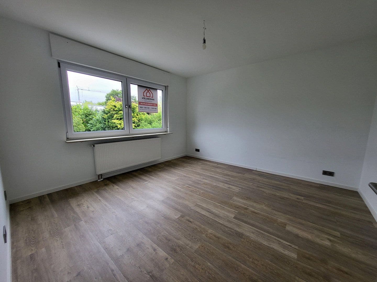 Predaj domu 170 m², pozemok 240 m², Schwalbach am Taunus, Hesensko Predaj domu 170 m², pozemok 240 m², Schwalbach am Taunus, Hesensko