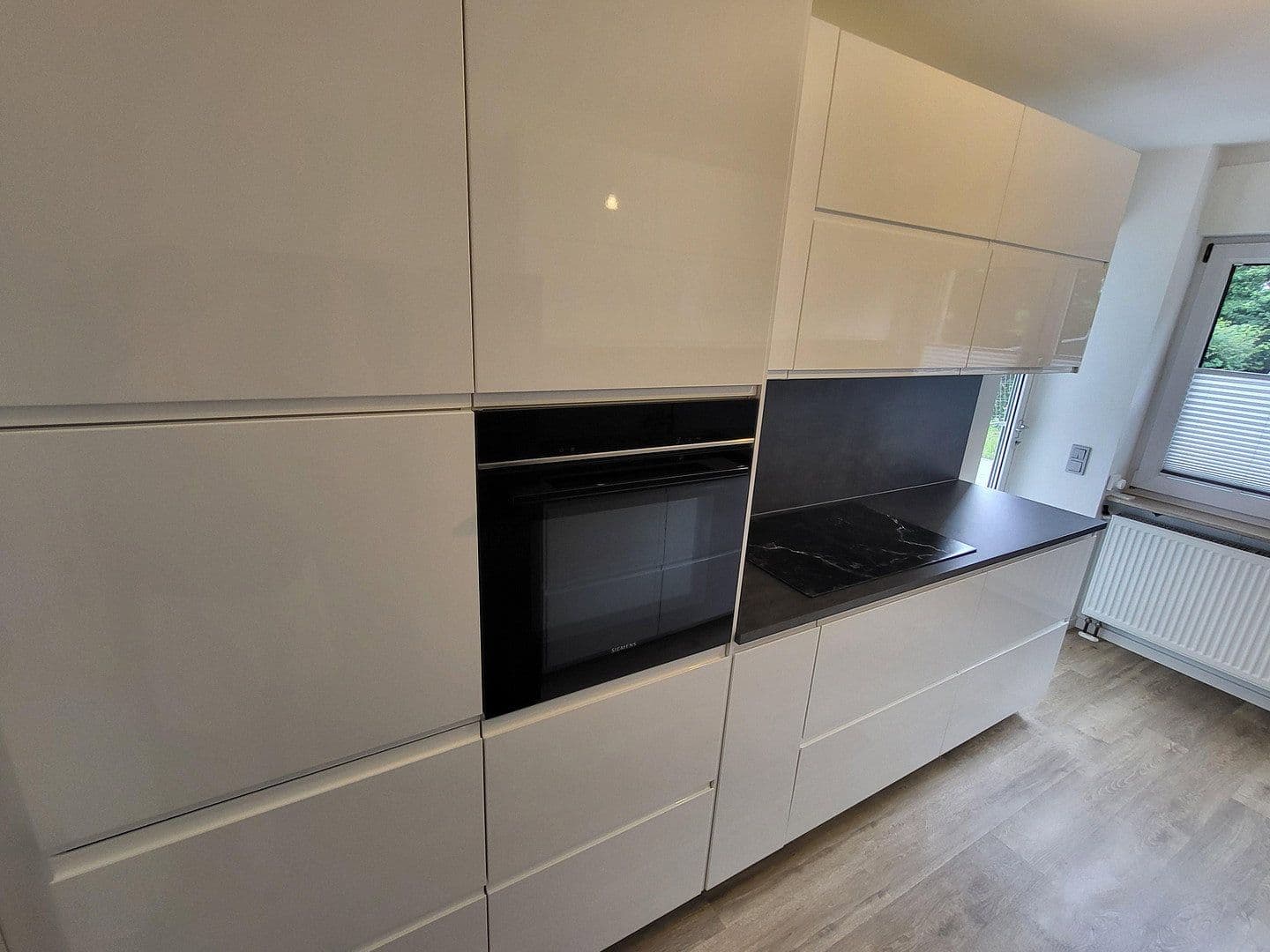 Predaj domu 170 m², pozemok 240 m², Schwalbach am Taunus, Hesensko Predaj domu 170 m², pozemok 240 m², Schwalbach am Taunus, Hesensko