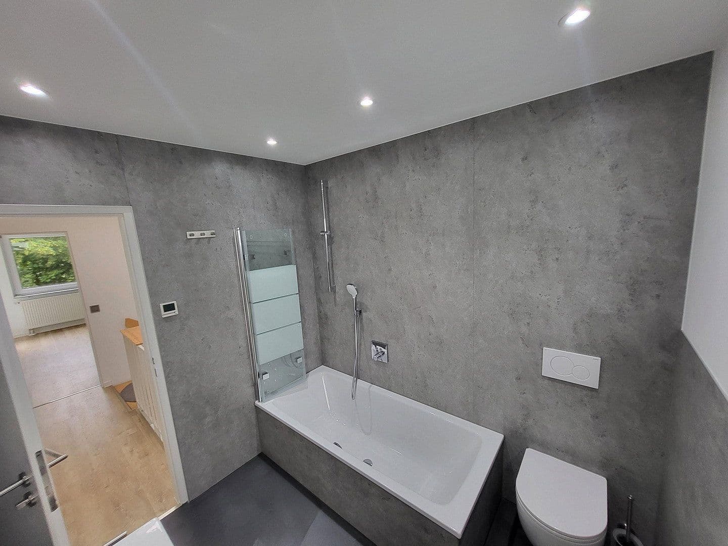 Predaj domu 170 m², pozemok 240 m², Schwalbach am Taunus, Hesensko Predaj domu 170 m², pozemok 240 m², Schwalbach am Taunus, Hesensko